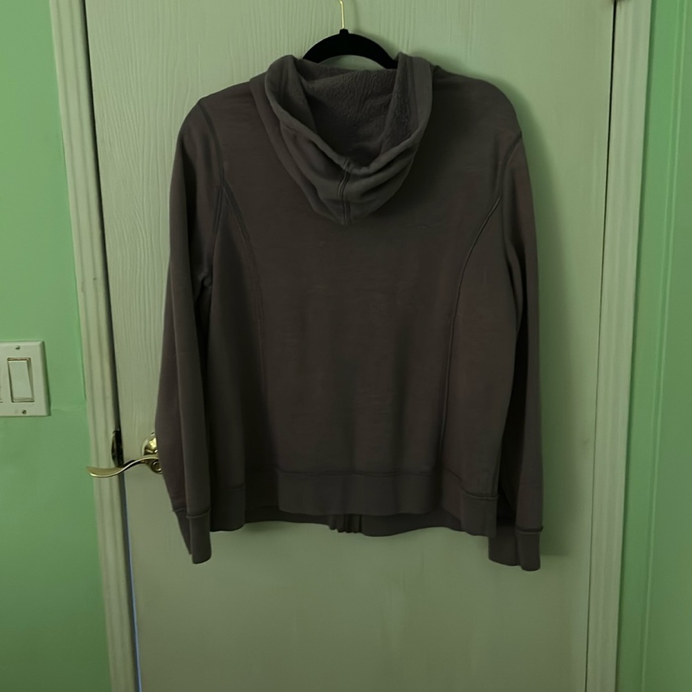 Sonoma hooded zip up jacket.